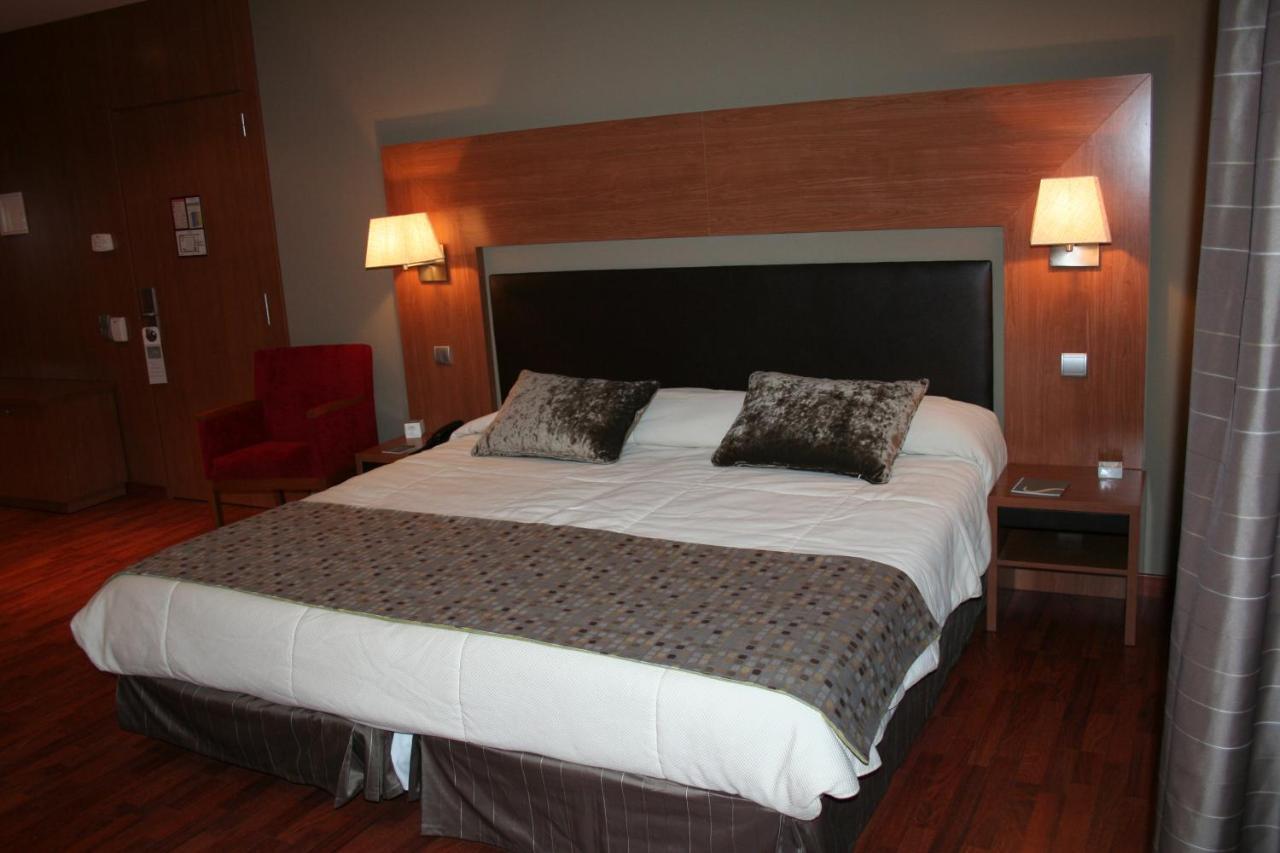 Alti Hotel Bagnères-de-Luchon Екстериор снимка